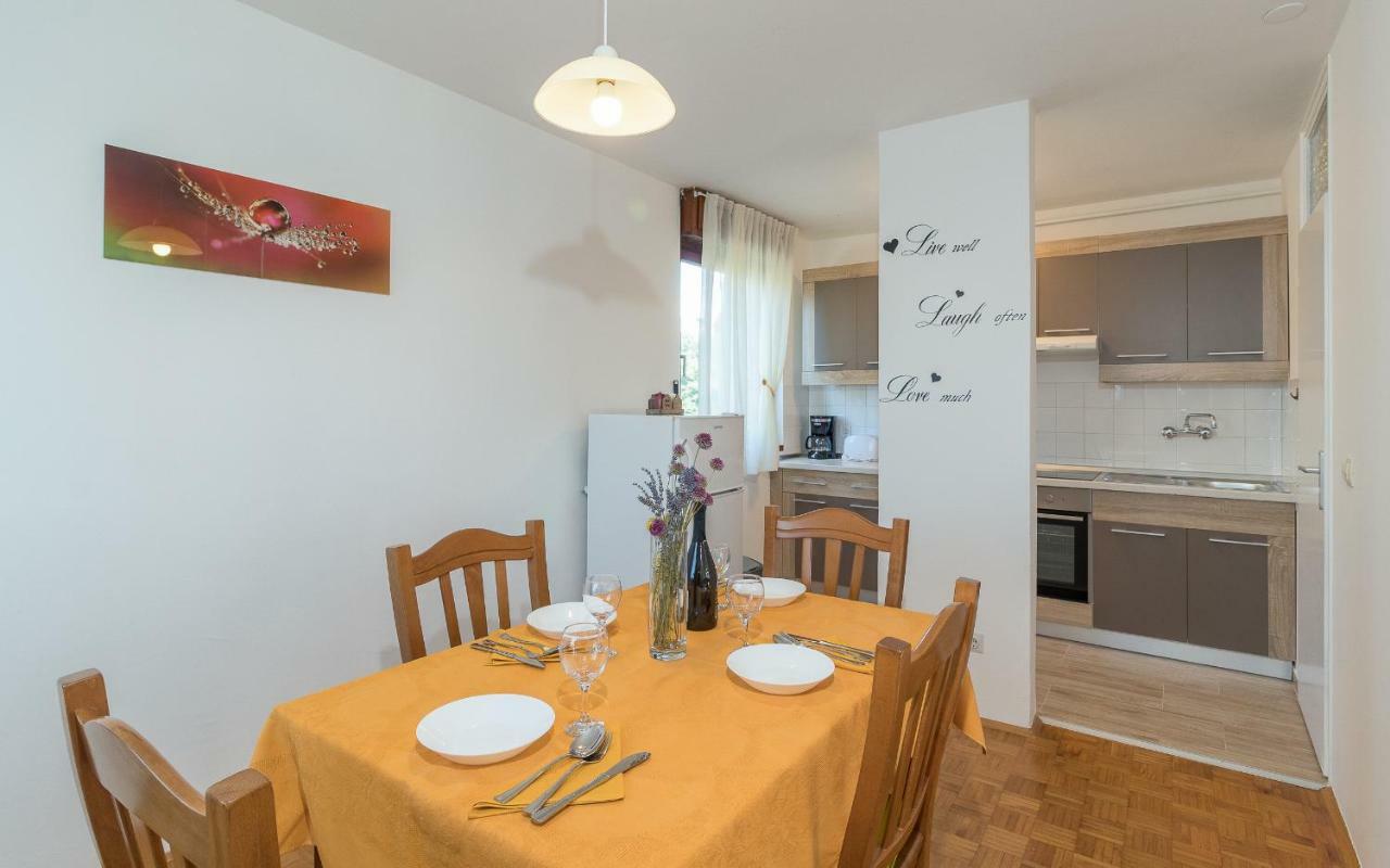 Apartment Maestral Pula Dış mekan fotoğraf